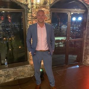 Meet your Posher, Phillip